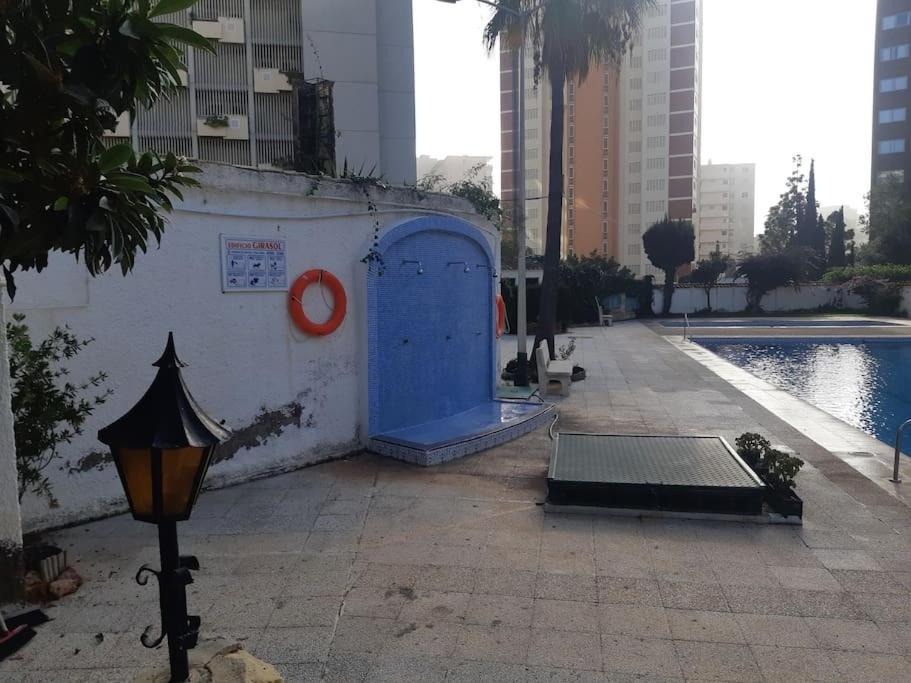 Beautiful Residential Apartment With Pool 베니돔 외부 사진