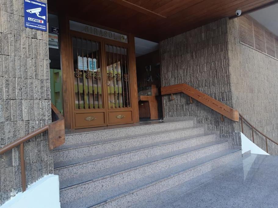 Beautiful Residential Apartment With Pool 베니돔 외부 사진